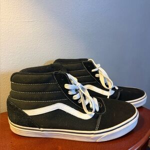 Vans Black Sk8-hi